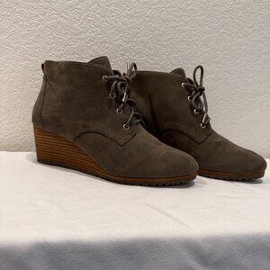 Dr. Scholls Women's Wedge Ankle Boots - Size 10M